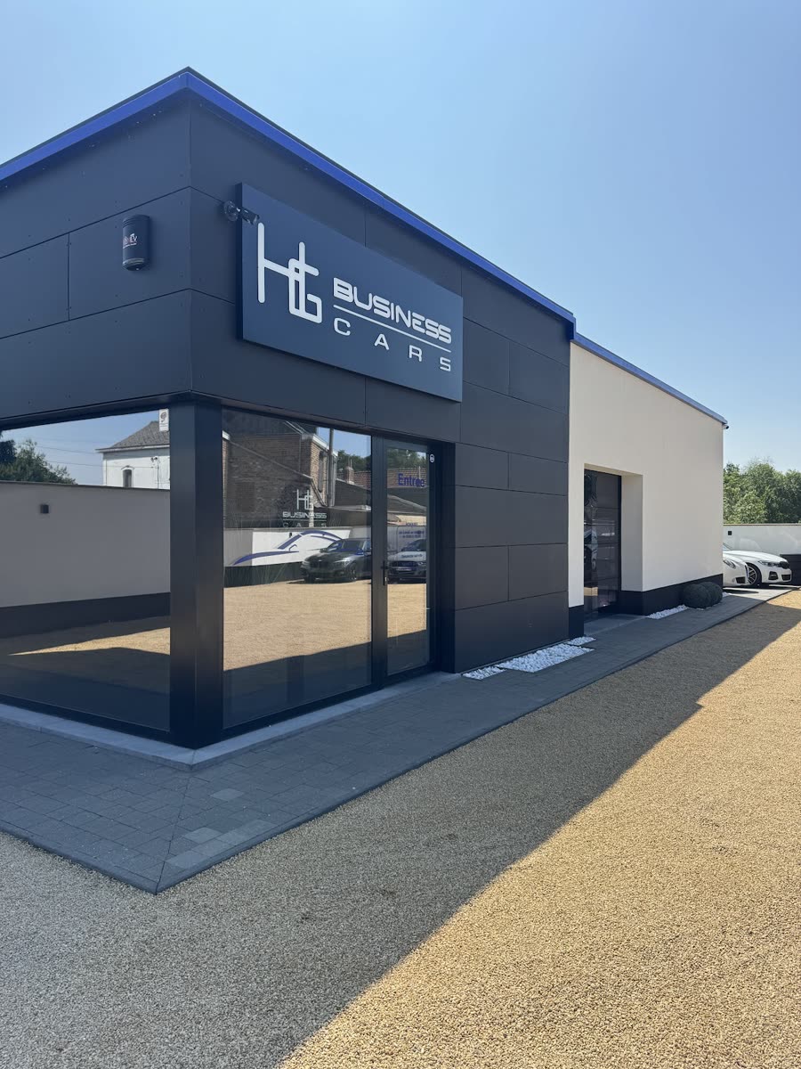 Le showroom HG Business Cars à Keumiée