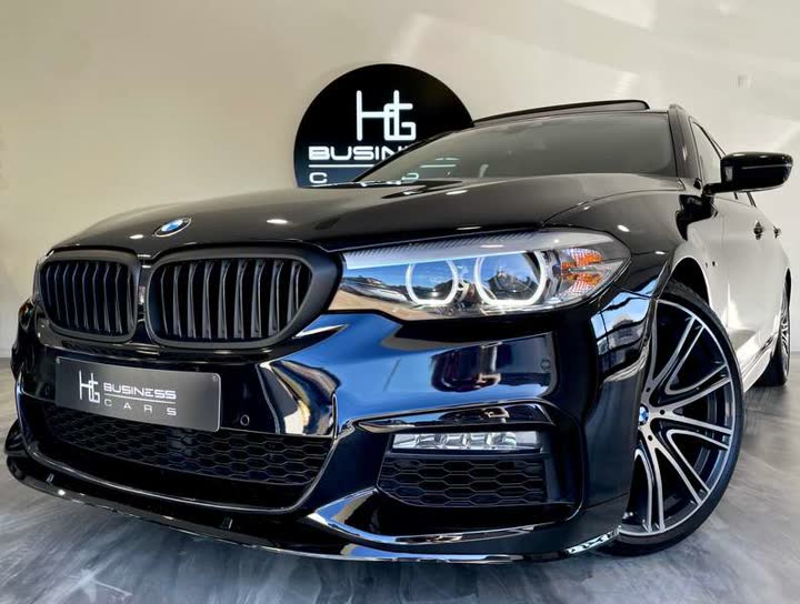 BMW 520 iA Touring Pack M — 5060 Keumiée